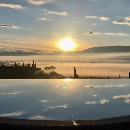Tramonto Su Assisi